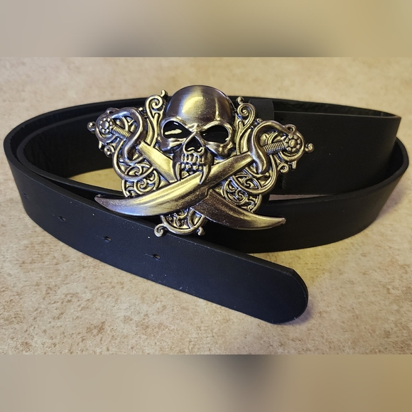 New skull belt buckle and belt - Picture 4 of 5